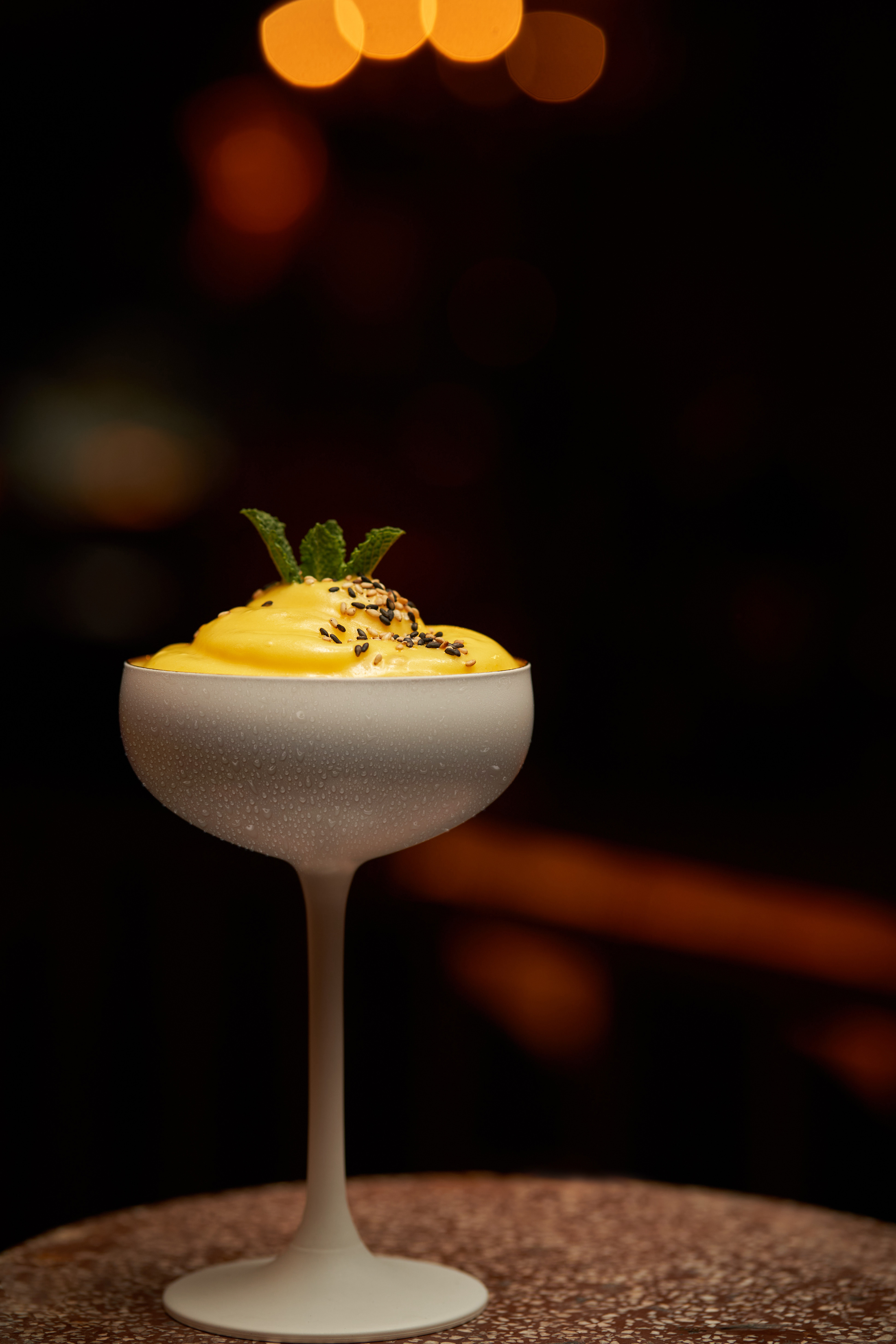 BAR & COCKTAILS